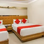 Hotel Hometown Near Us Embassy Bkc
