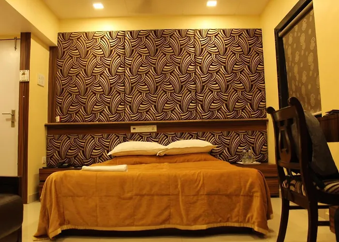 Hotel Metro Palace
