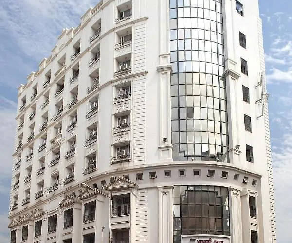Hotel Adarsh Baug