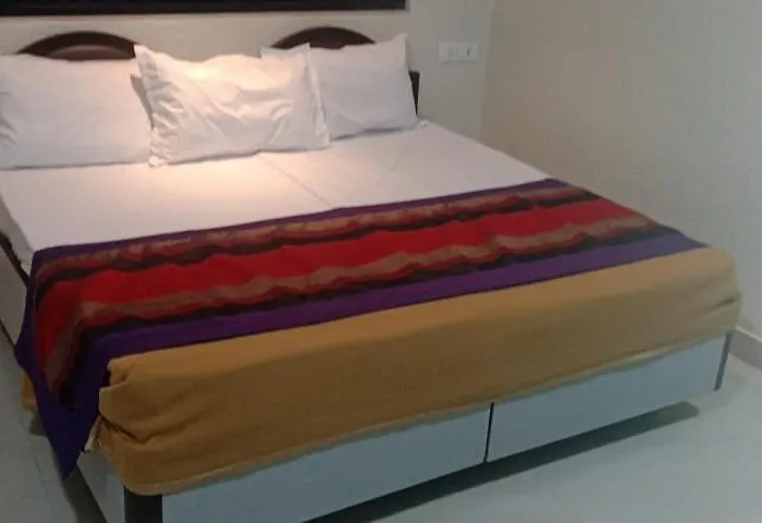 Shraddha Hotel