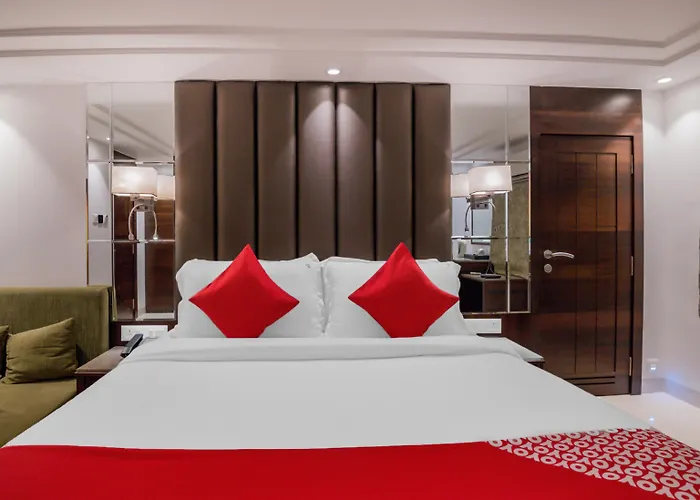 Oyo Flagship 18252 Supreme Hotel Cuffe Parade