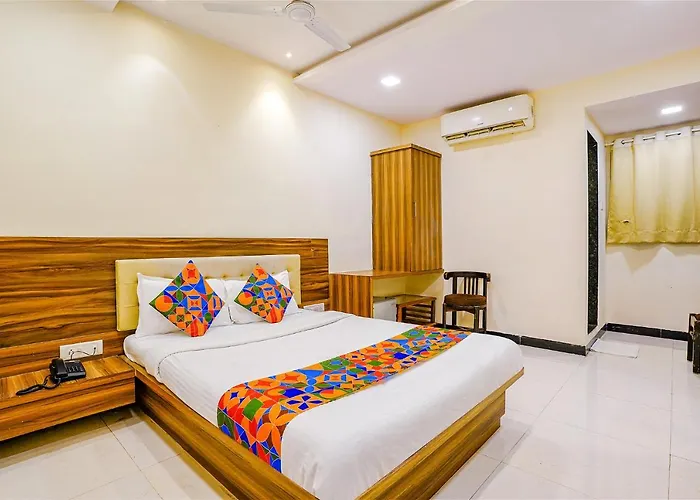 Fabexpress Galaxy Inn