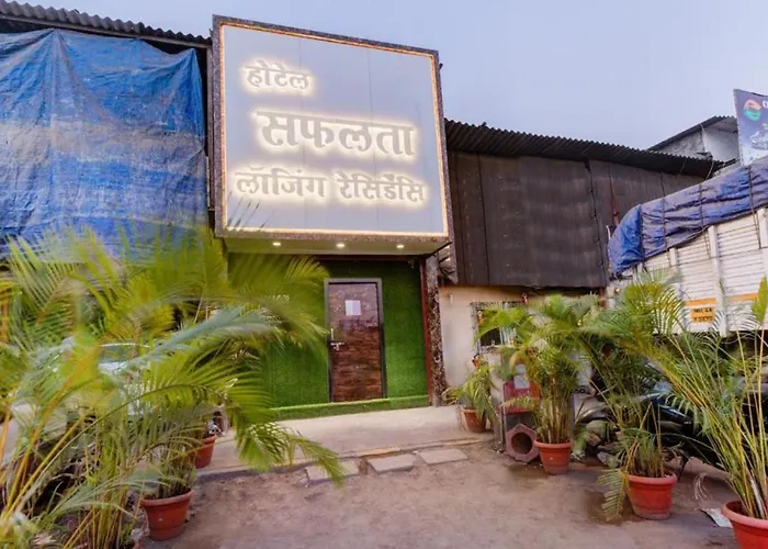 Hotel Safalta Residency, Chembur