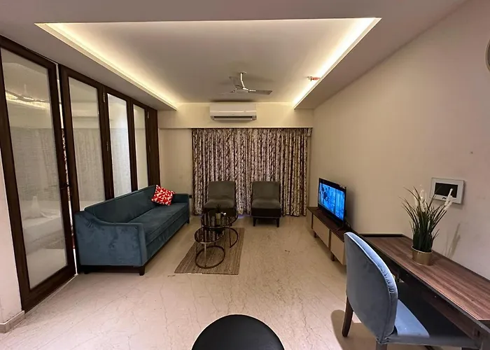 1.5Br Service Apartment In Bkc By Florastays