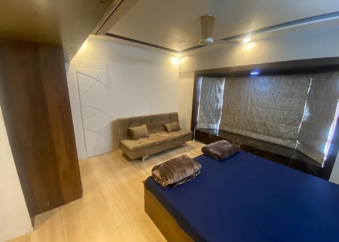 Bandra\'S Prime Luxurious 2 Bhk