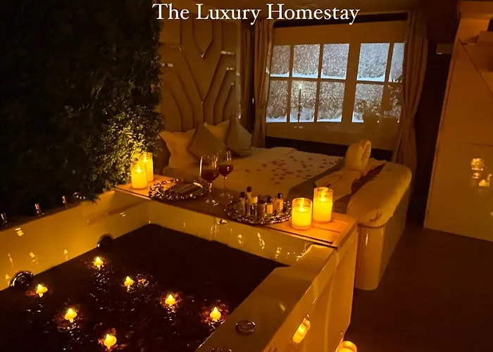 Makaan - The Luxury Homestay