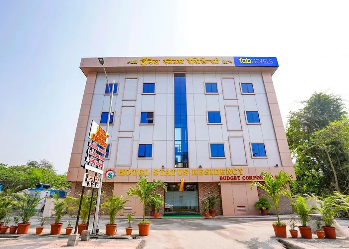 Fabhotel Status Residency