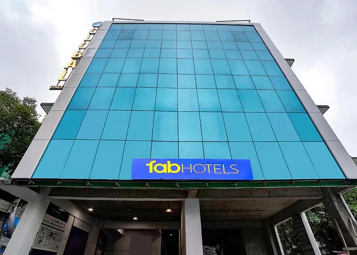 Fabhotel Global Spaces - Nr Nesco Exhibition Center