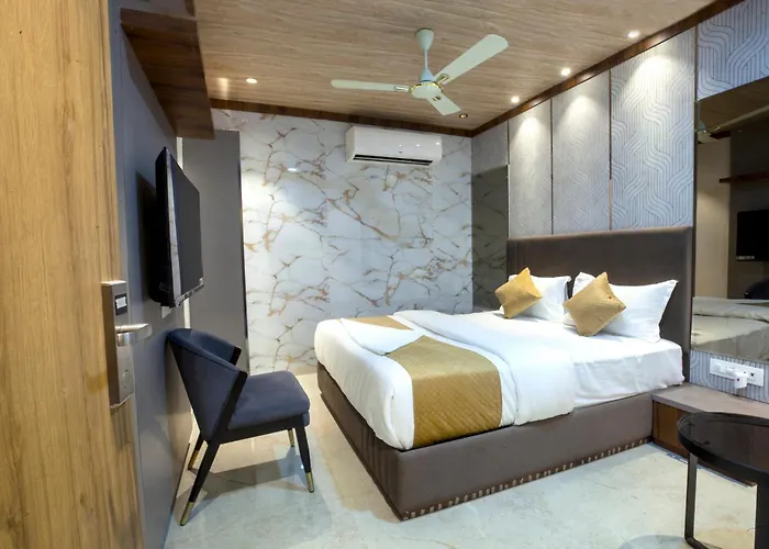 Hotel Nexus Inn - Near Nesco
