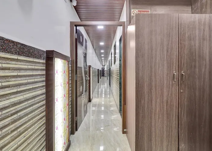 Hotel O Mumbai Residency