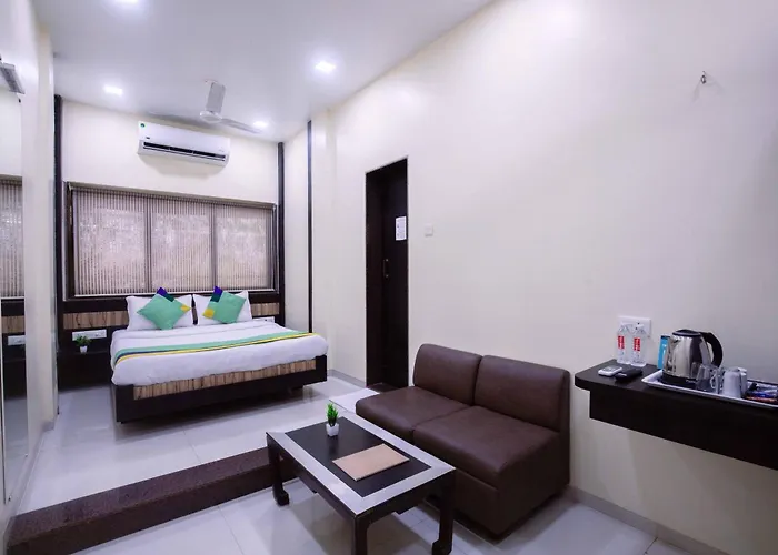 Treebo Hiramani Parel Lalbaug