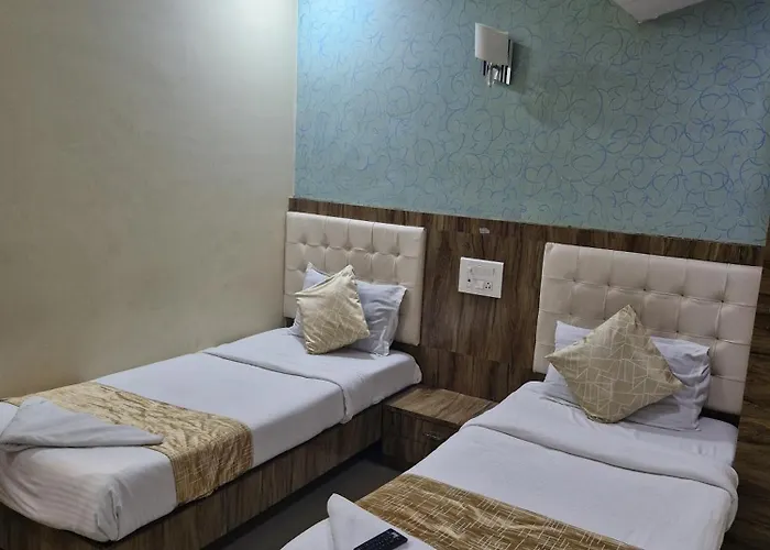 Hotel Crystal Park Near Nesco Exhibition Center
