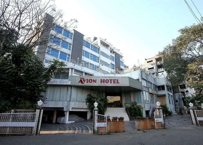 Avion Hotel