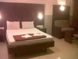 Hotel Rk Premier