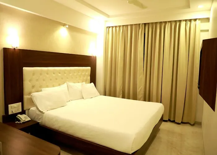Hotel Lords, Fort