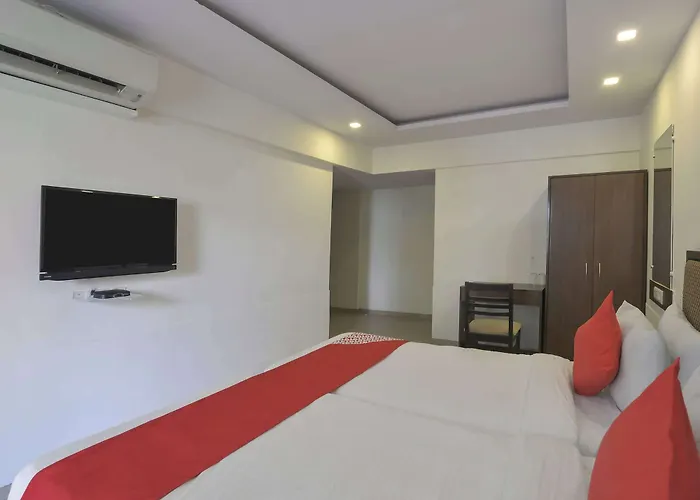 Oyo 17165 Flagship Ace Residency Marol