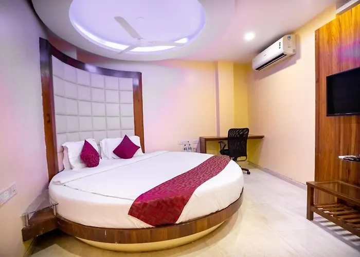 Hotel Apex International Near Mumbai Airport
