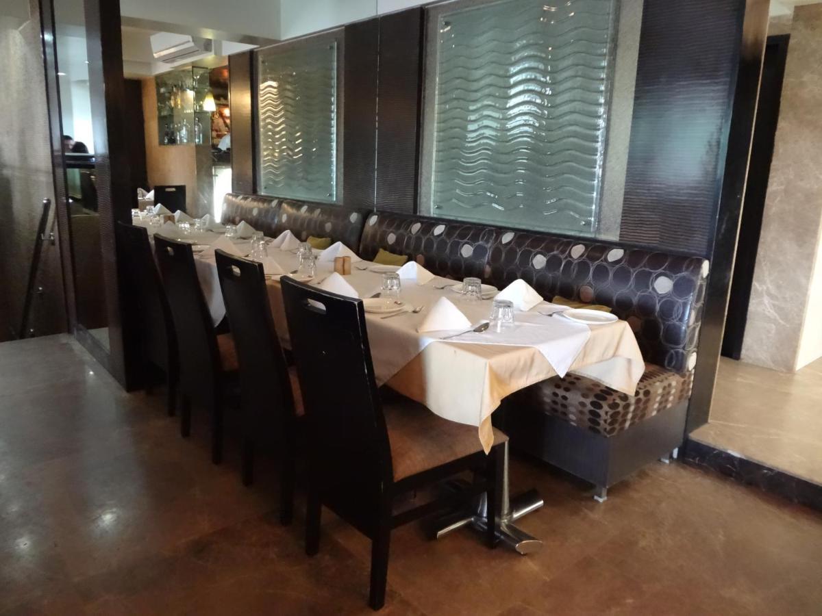 Hotel Sampoorna Mumbai