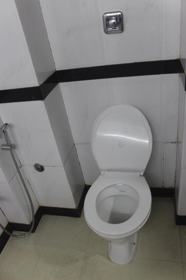 Hotel Celeste, Colaba