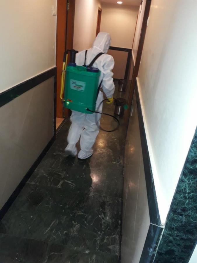 Lucky Bandra Hotel