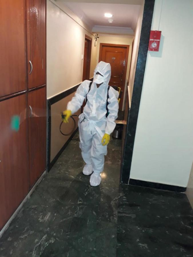 Lucky Bandra Hotel