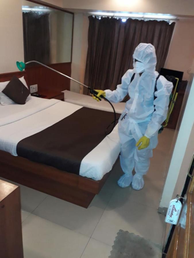 Lucky Bandra Hotel