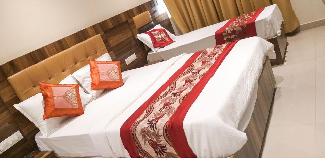 Hotel Rishi International