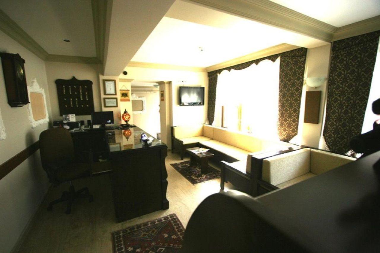 Hotel Peninsula Grand Mumbai