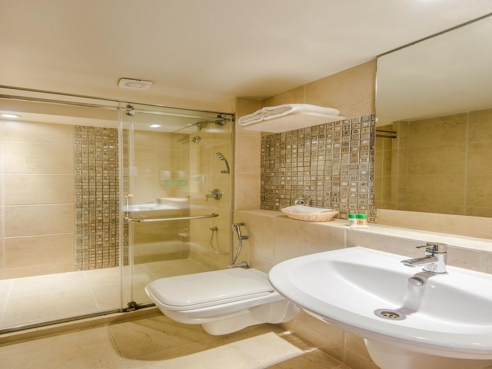 The Maharaja Business Mumbai
