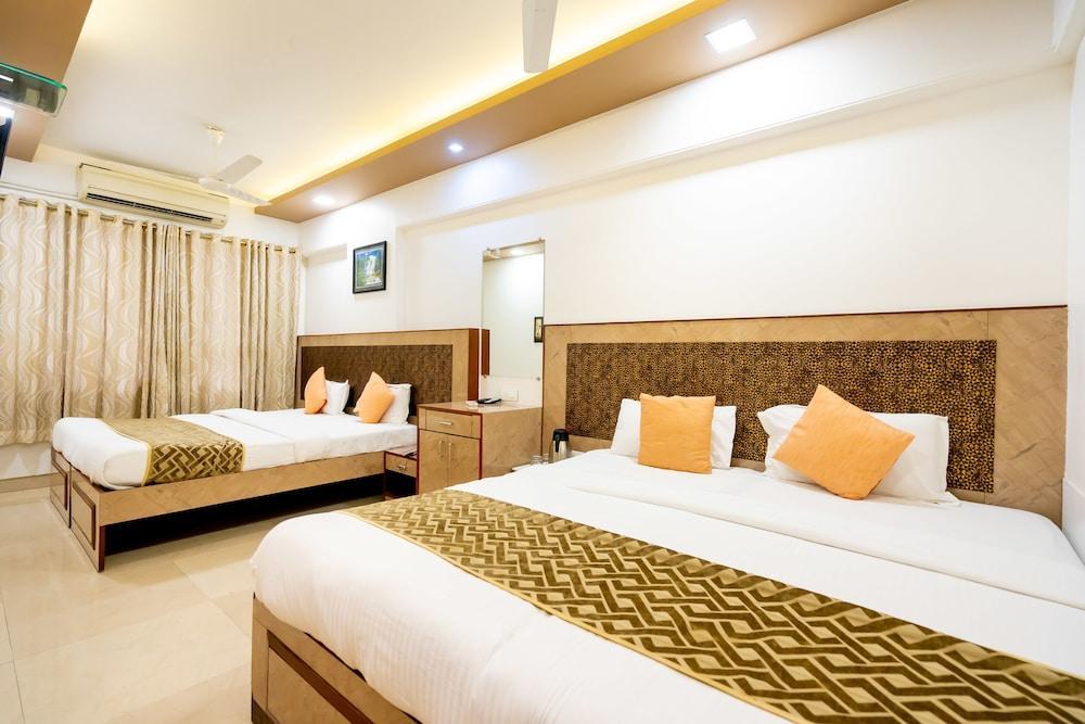 Hotel Mina International