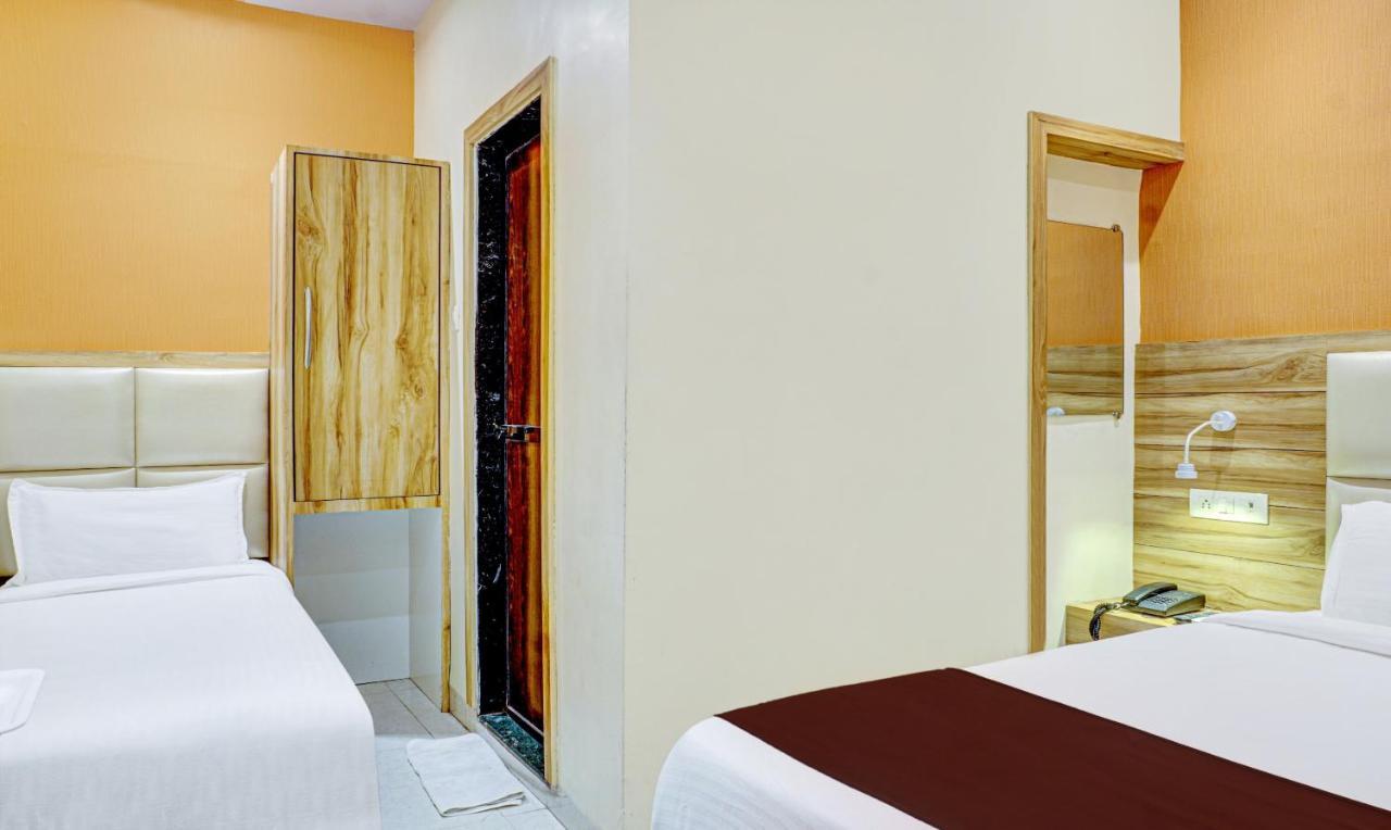 Hotel Sun Near Saifee Hospital And Hn Reliance 3*