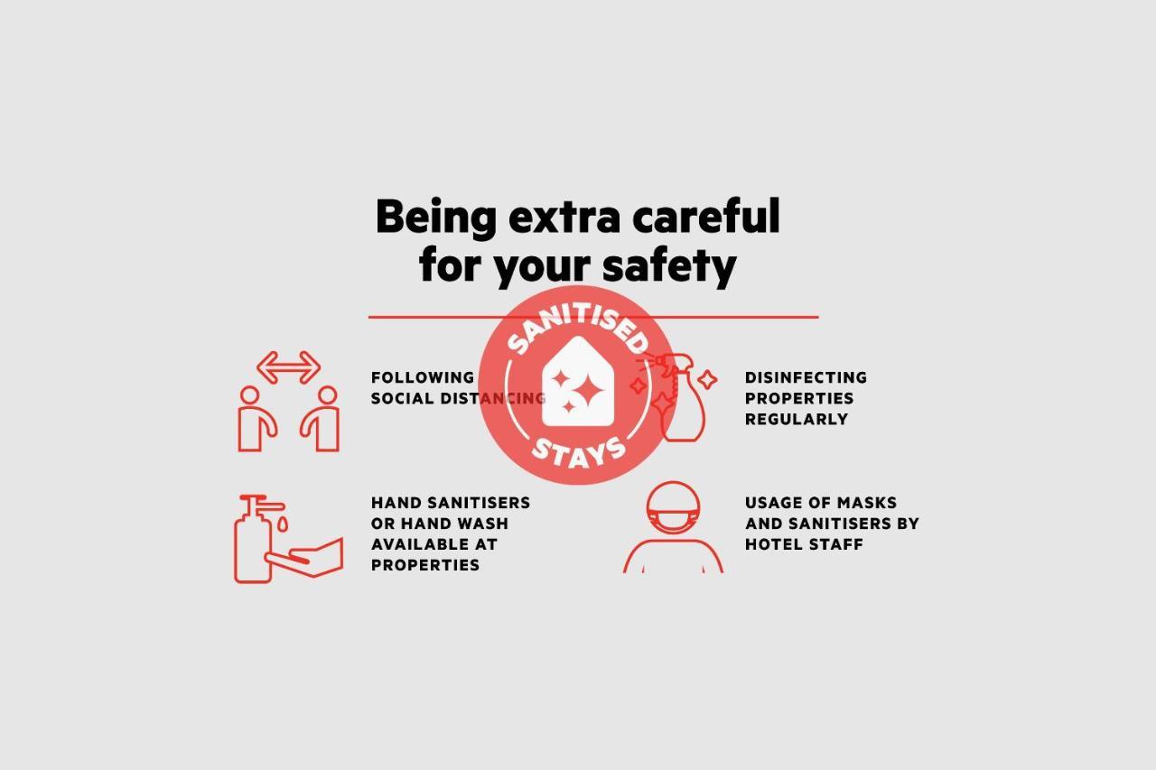 Vaccinated Staff- Oyo 1784 Ascot Hotel Mumbai