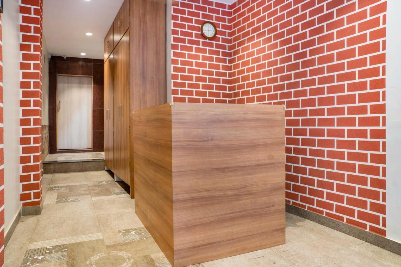 Oyo 45370 Elegant Powai 3*