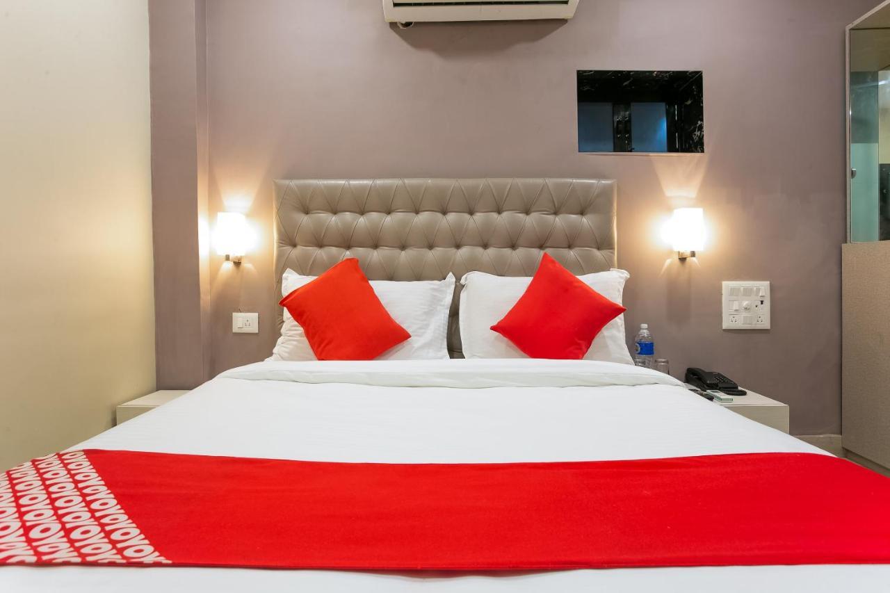 Hotel Oyo 62882 Palace Mumbai