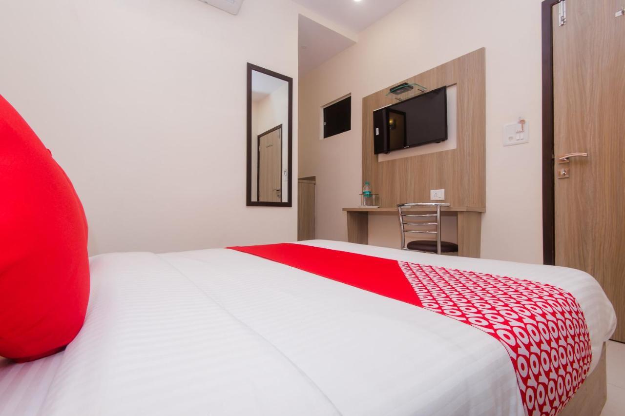 Hotel Oyo 14056 Golden Arch Mumbai