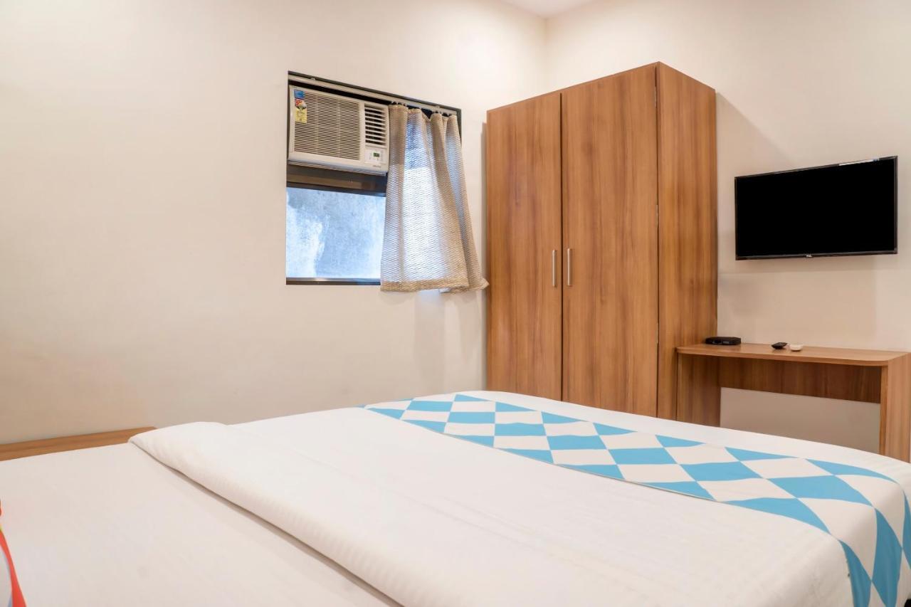 Oyo 45370 Elegant Powai 3*