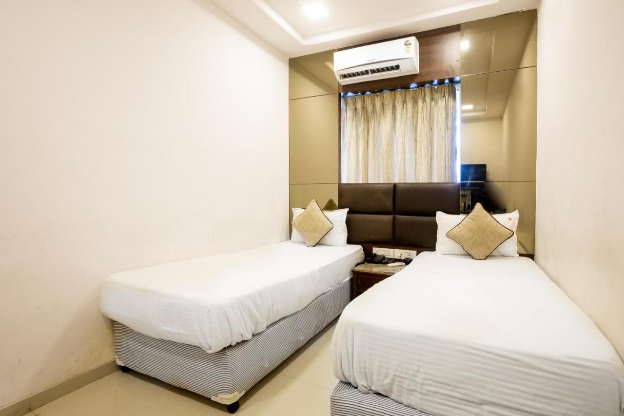 Victoria Hotel 2*