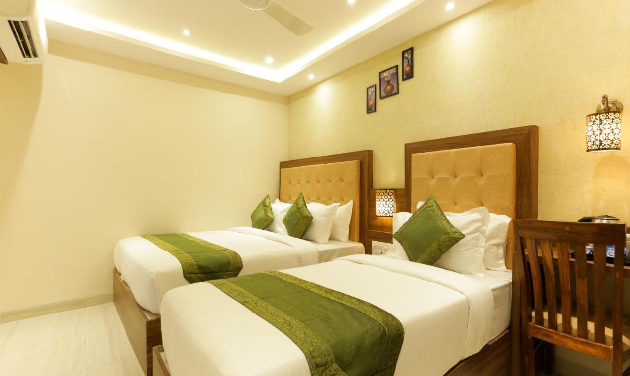 Hotel Amber Palace Mumbai