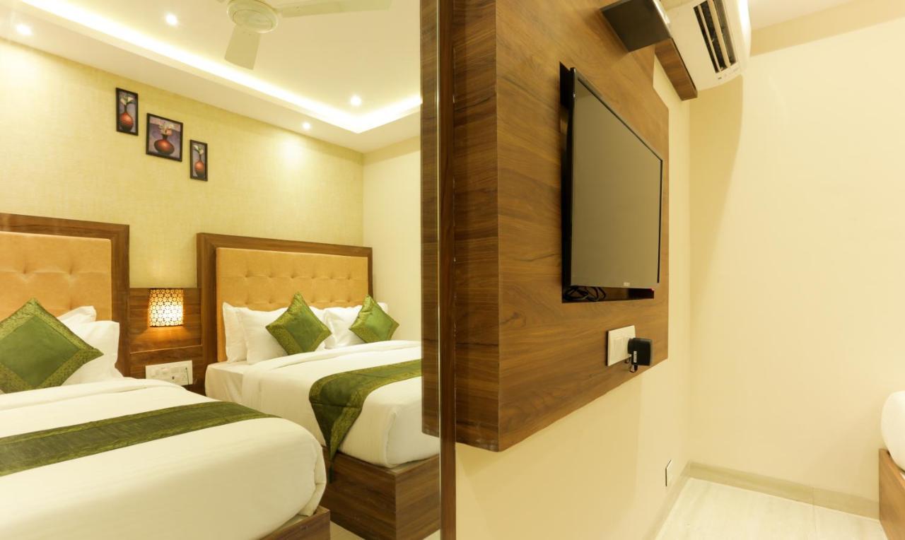 Hotel Amber Palace 3*