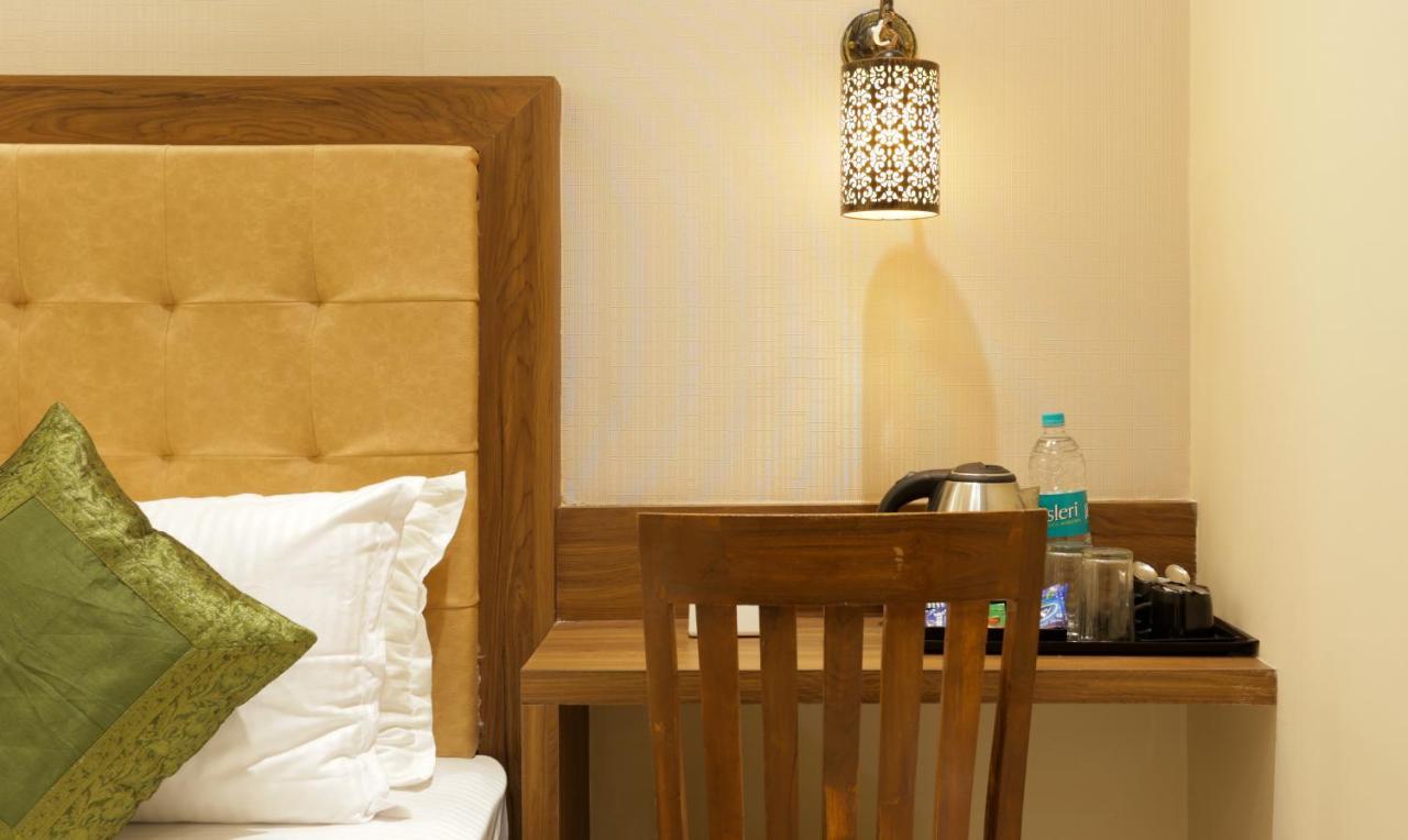 Hotel Amber Palace Mumbai