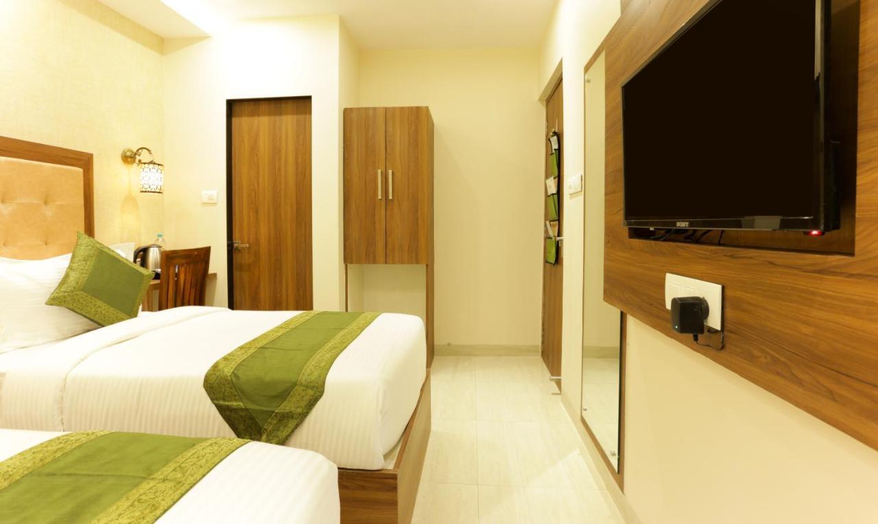 Amber Palace 3*