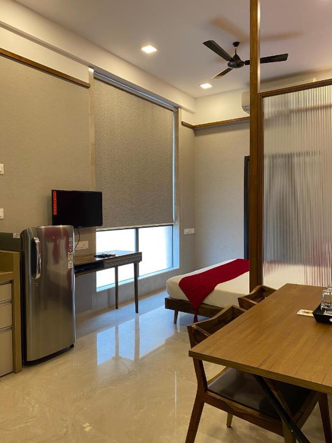 Theory9 Premium Service Khar * Mumbai