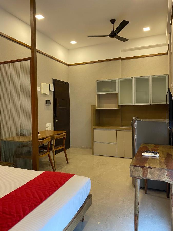 Theory9 Premium Service Khar * Mumbai