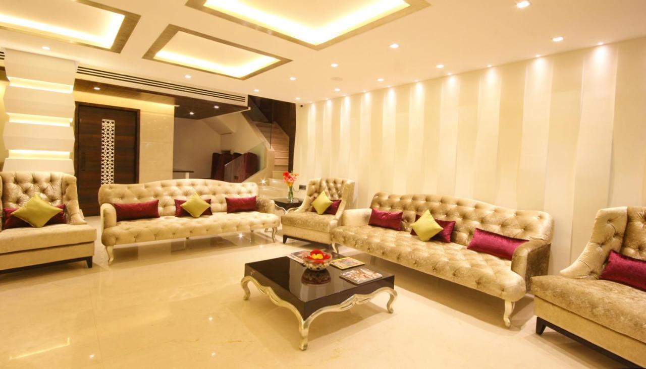 Hotel Supreme - Cuffe Parade