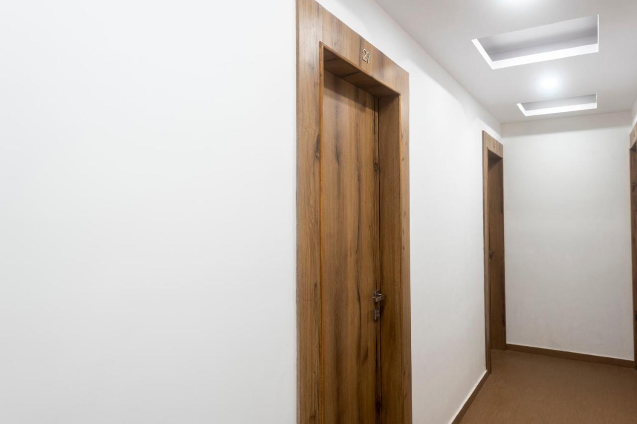 Capital O 68823 Baba's Residency 3* Mumbai