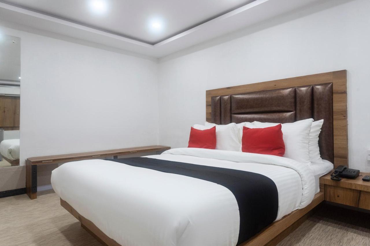 Hotel Capital O 68823 Baba's Residency Mumbai