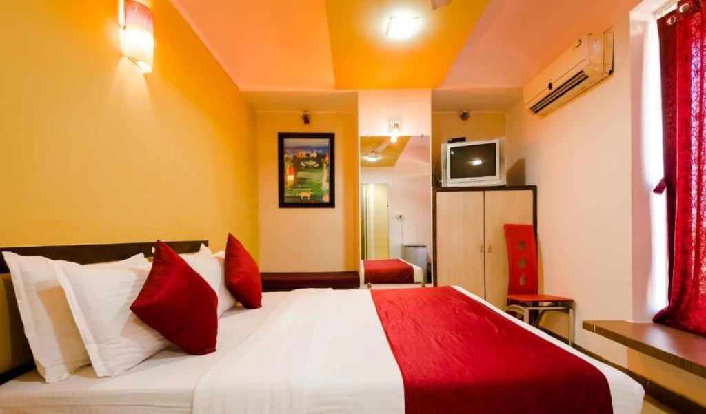 Hotel Golden Plaza Mumbai