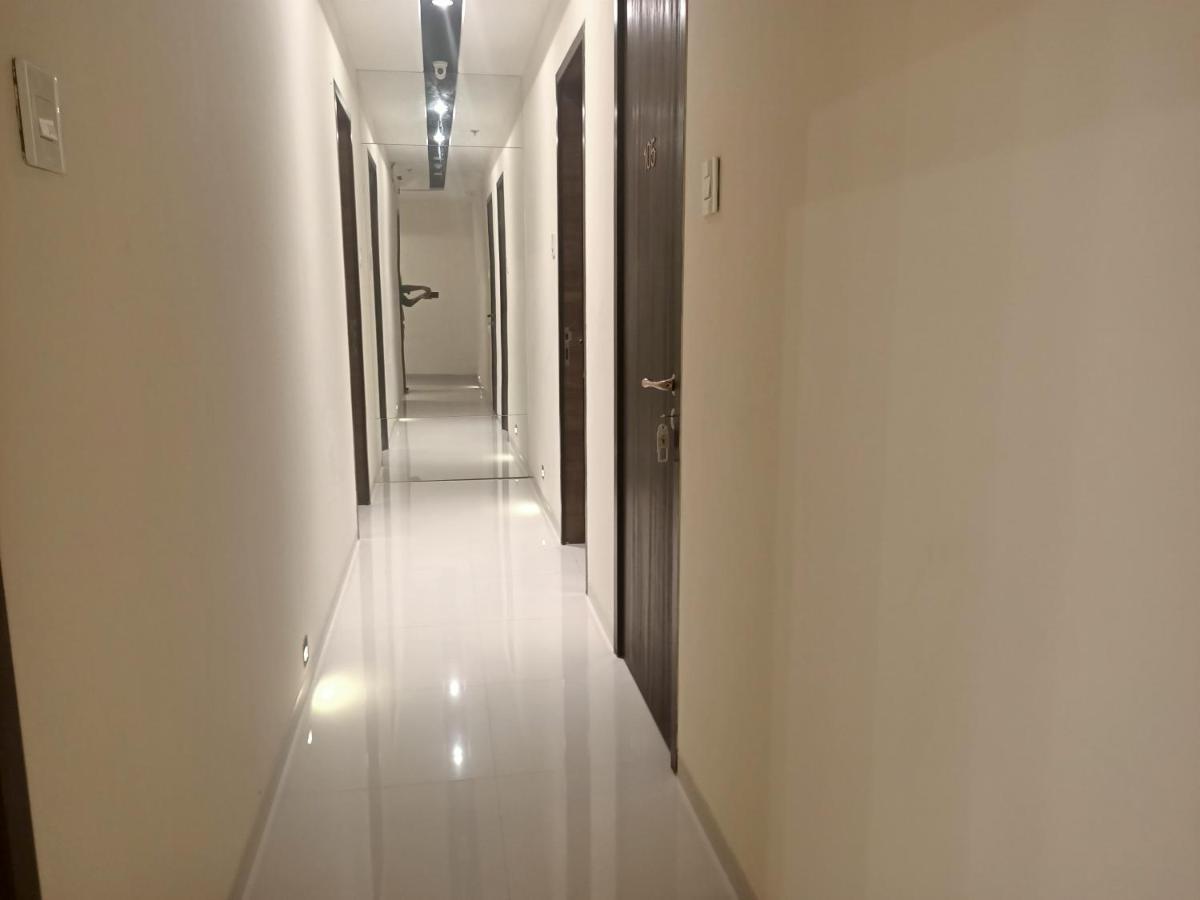 Hotel Elegance Mumbai
