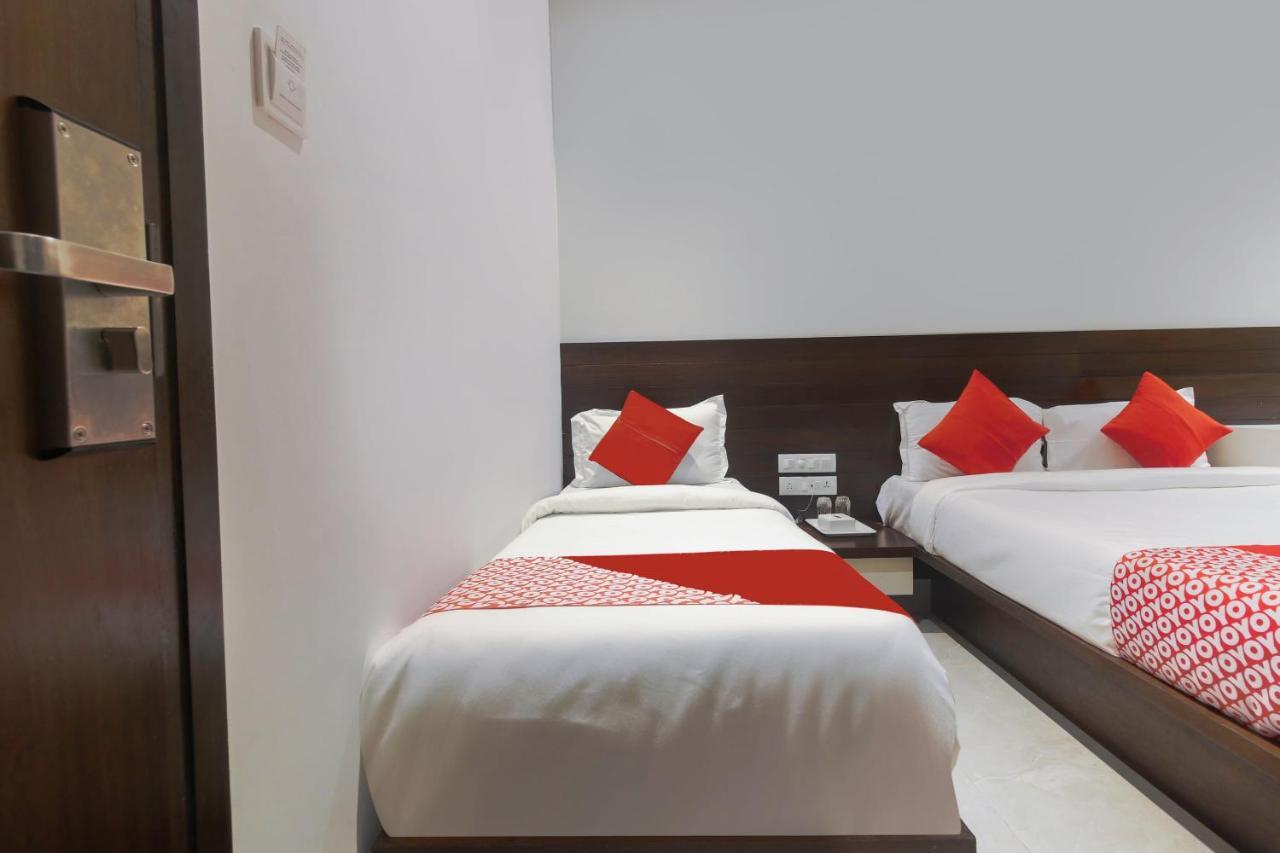 Flora Suites Hotel 3*