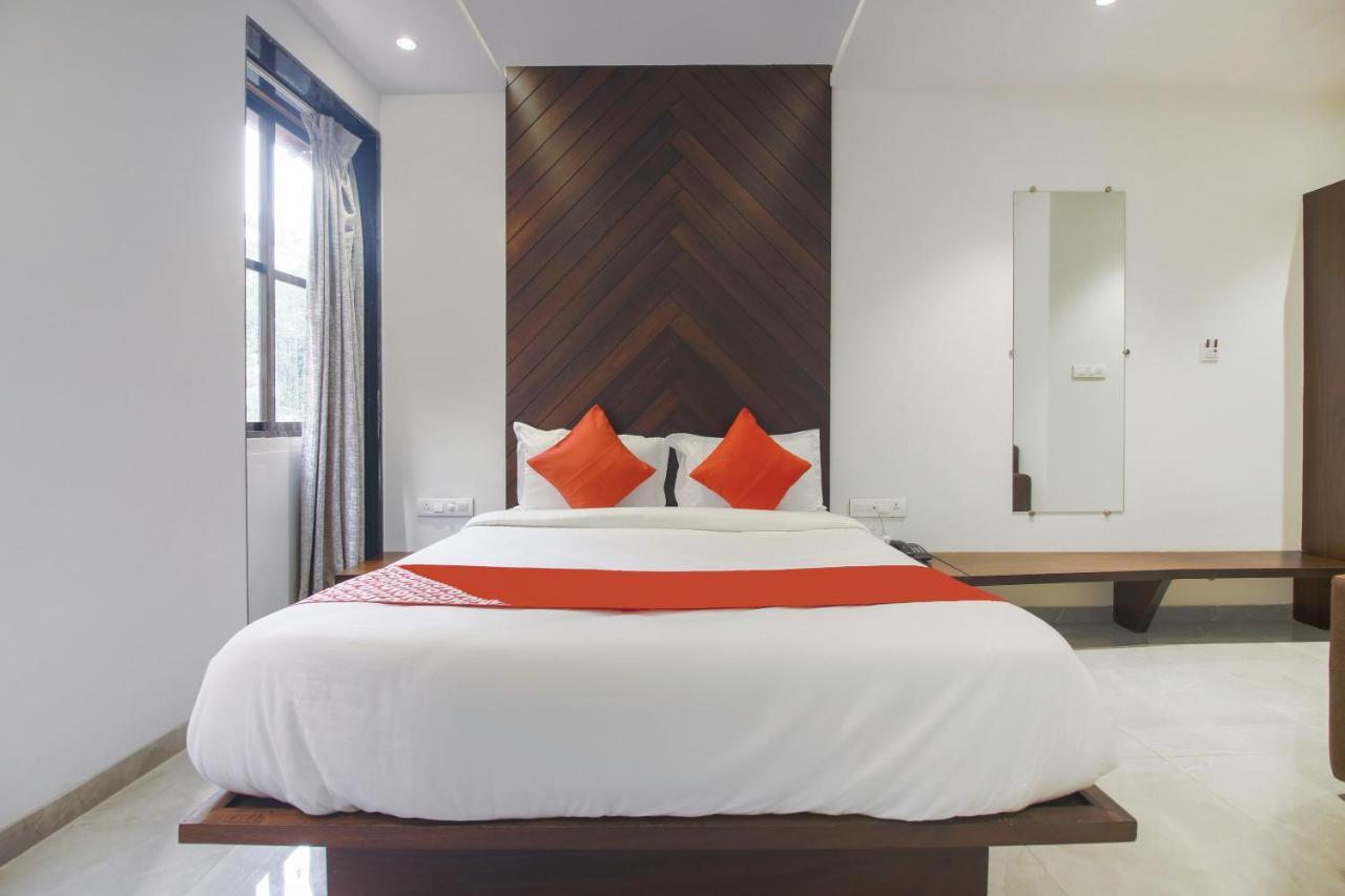 Flora Suites